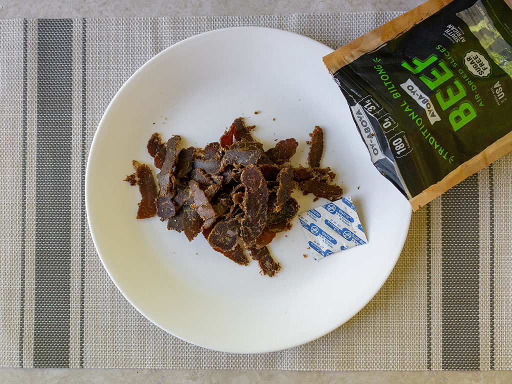 Ayoba-Yo Traditional Biltong Beef Slices what's in the bag