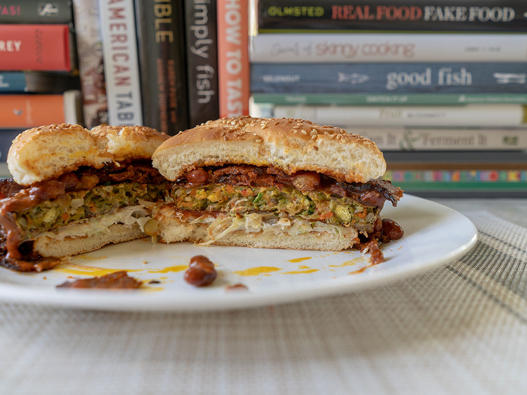 MorningStar Farms Veggie Lovers Vegan Burgers interior