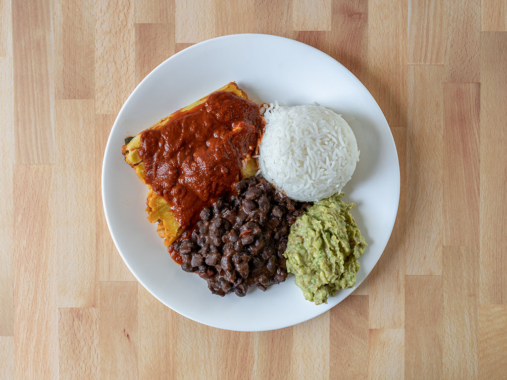 Buenatural Vegan Tamales with homemade sauce