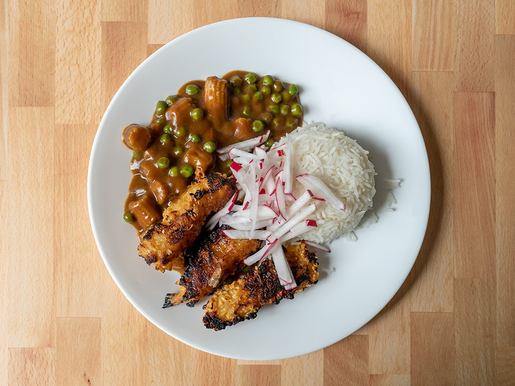 SeaPak Tempura Shrimp in House Foods curry with Maruso soy, rice