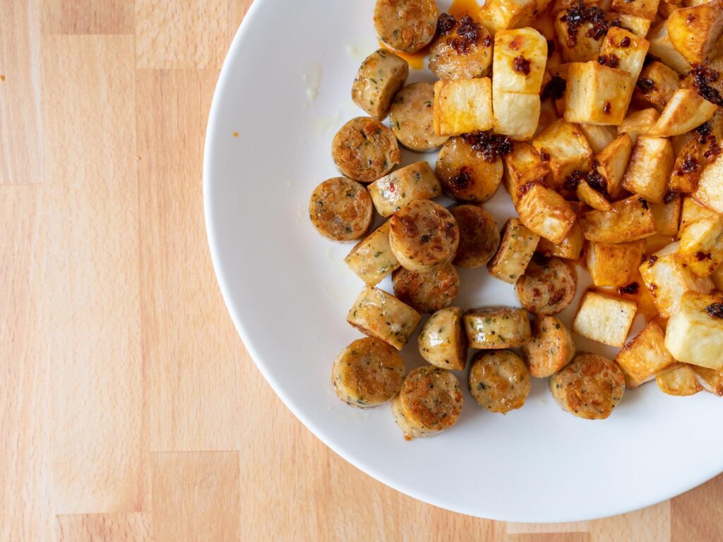 Big Mountain Super-Food Brekkie Links with breakfast potatoes and chili crisp