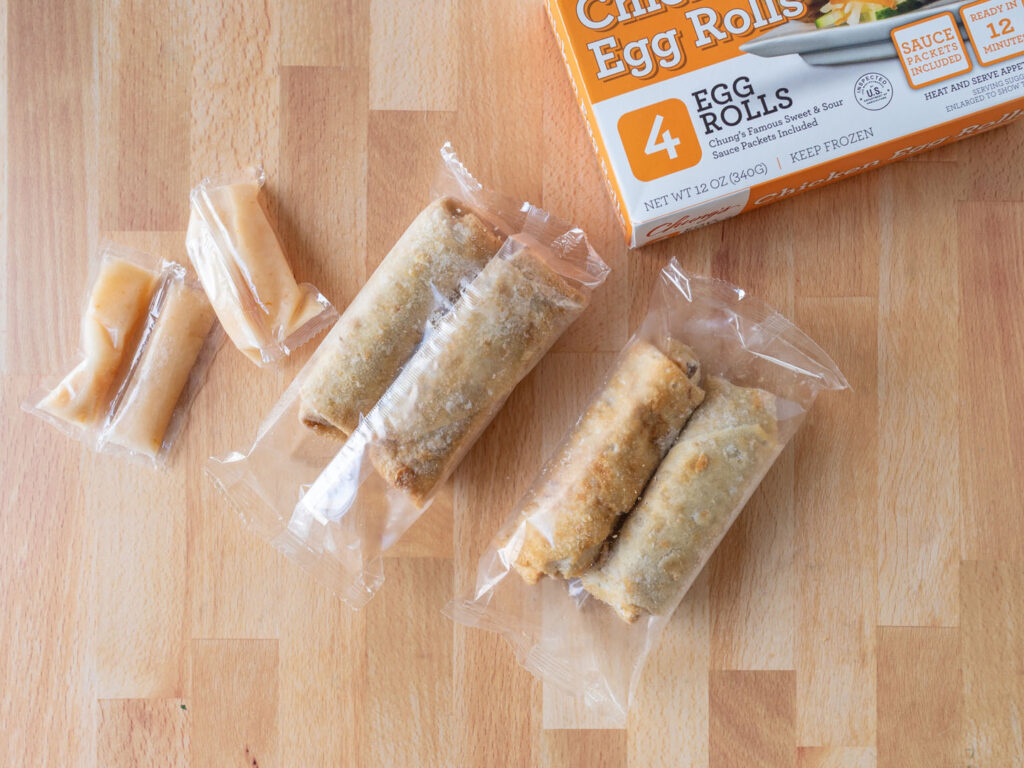 Chung's 12 oz 4 Count Vegetable Egg Roll Carton with Sauce