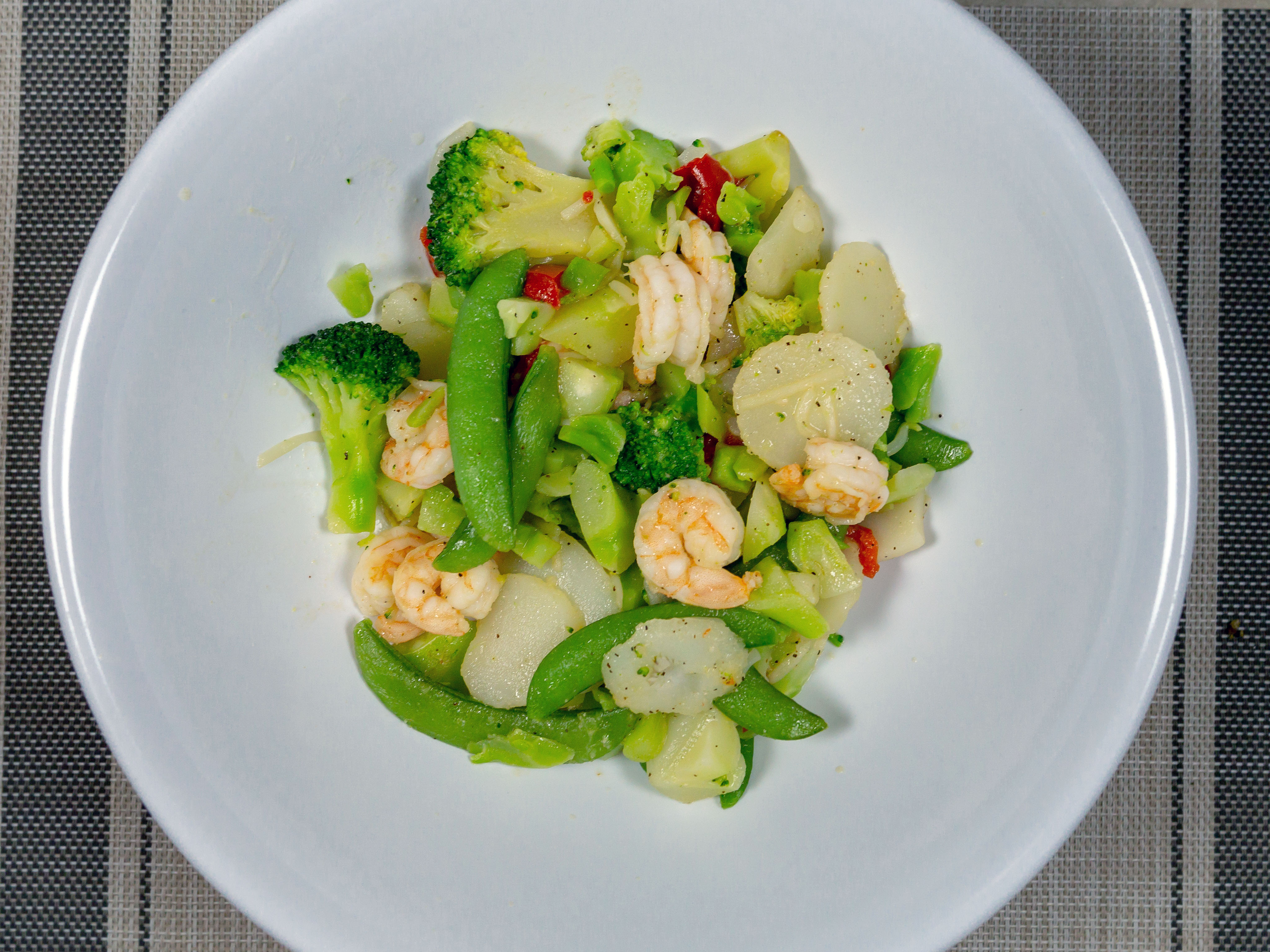 Trader Joe's Shrimp Stir Fry cooked and plated